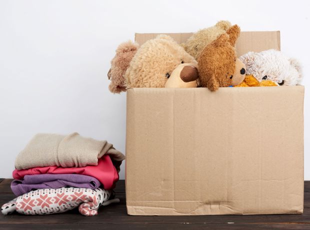 Moving box filled with toys