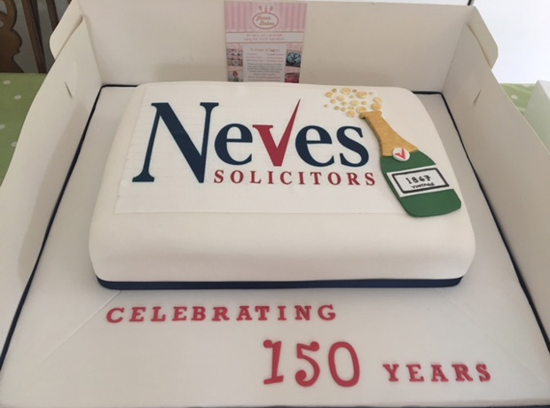 Neves cake